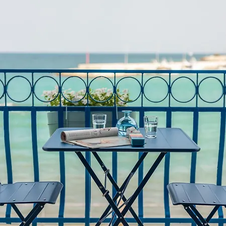 The Window On The Sea Apartment *