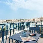 The Window On The Sea Apartment Bari