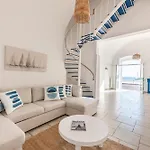 The Window On The Sea * Bari