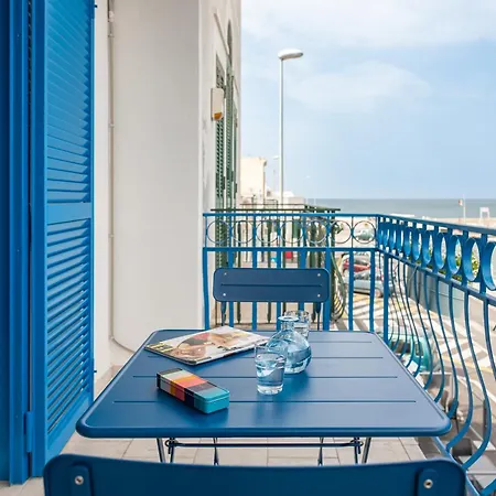 شقة The Window On The Sea باري