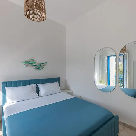 The Window On The Sea باري