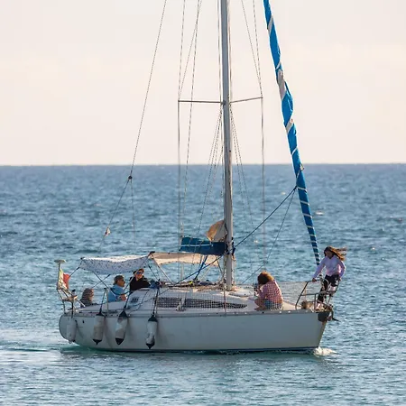 The Window On The Sea شقة *