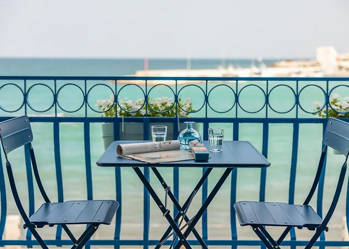 The Window On The Sea Апартаменты *