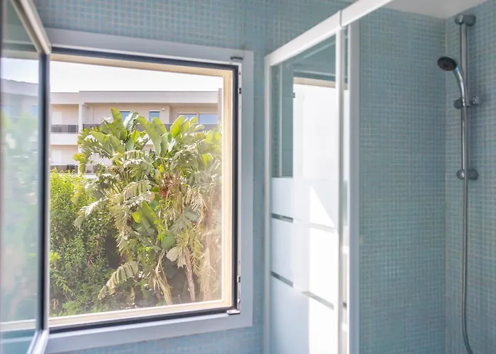 Апартаменты The Window On The Sea