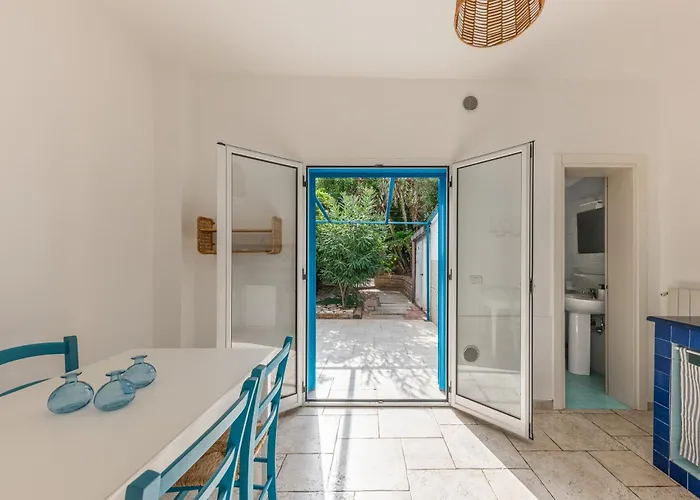 The Window On The Sea Апартаменты *