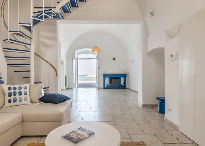 The Window On The Sea Апартаменты *