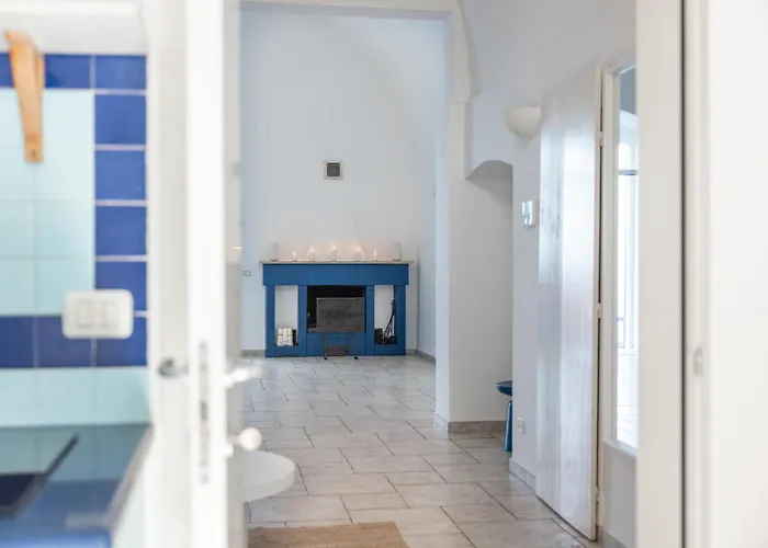 The Window On The Sea Апартаменты Бари