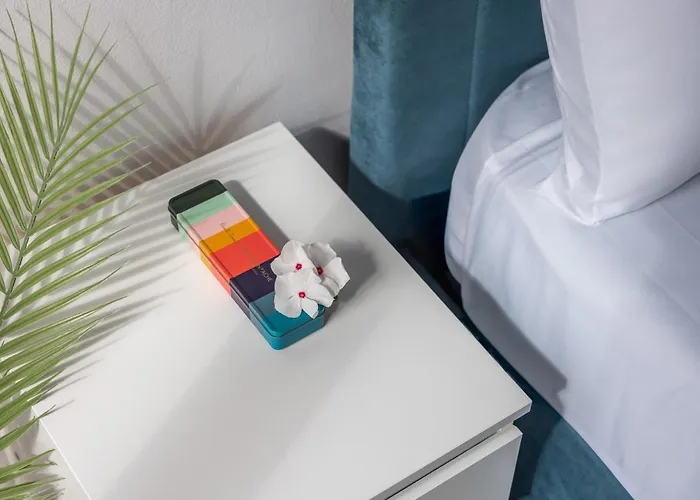 The Window On The Sea Бари