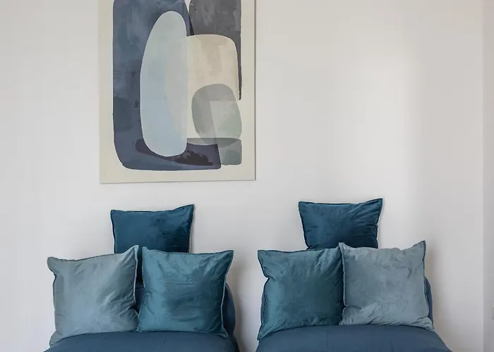 The Window On The Sea Апартаменты Бари