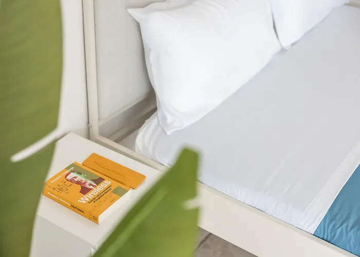 The Window On The Sea * Бари