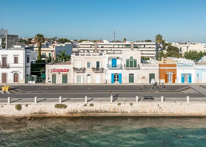 Апартаменты The Window On The Sea Бари