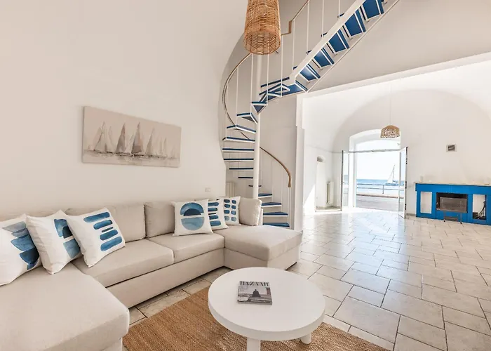 The Window On The Sea * Бари