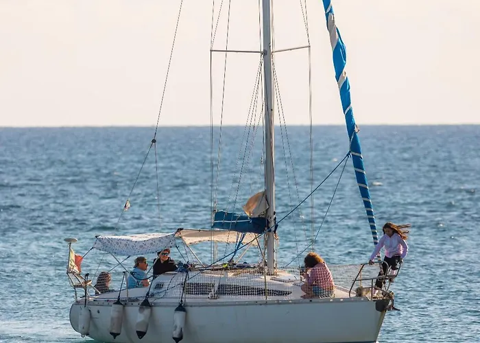 The Window On The Sea Апартаменты *